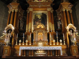sanctuary-and-altar-01